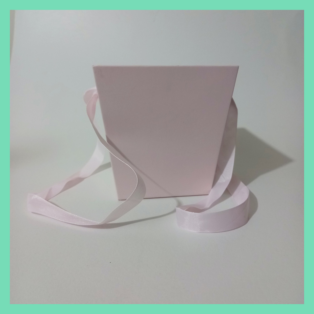 Caixa de cartão rosa 14,5*11*15cm