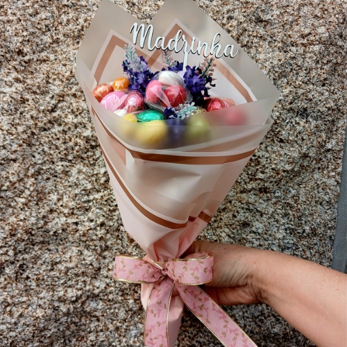 Raminho para as Madrinhas com amêndoas e flores artificiais 3