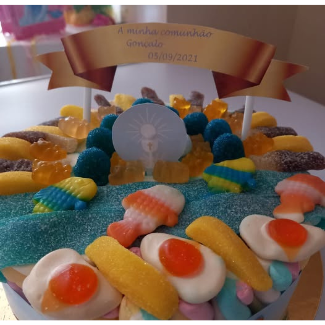 Bolo de gomas variadas comunhão