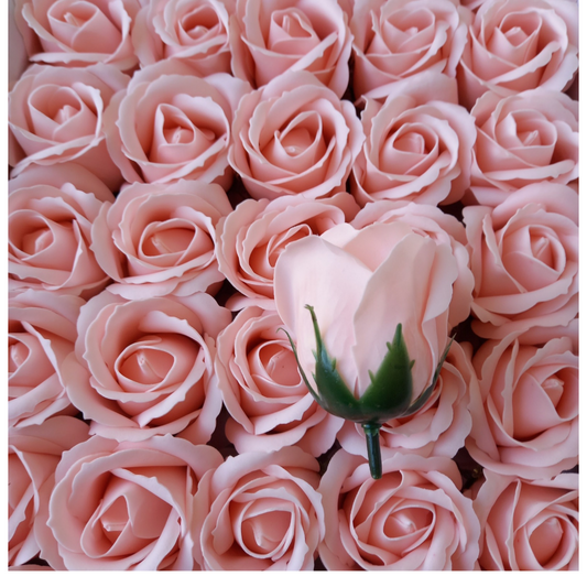 Rosas de sabão perfumadas 5*6,5cm aprox cor rosa claro