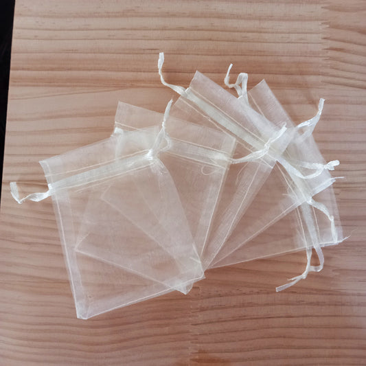 Sacos de organza cor pérola 8*10